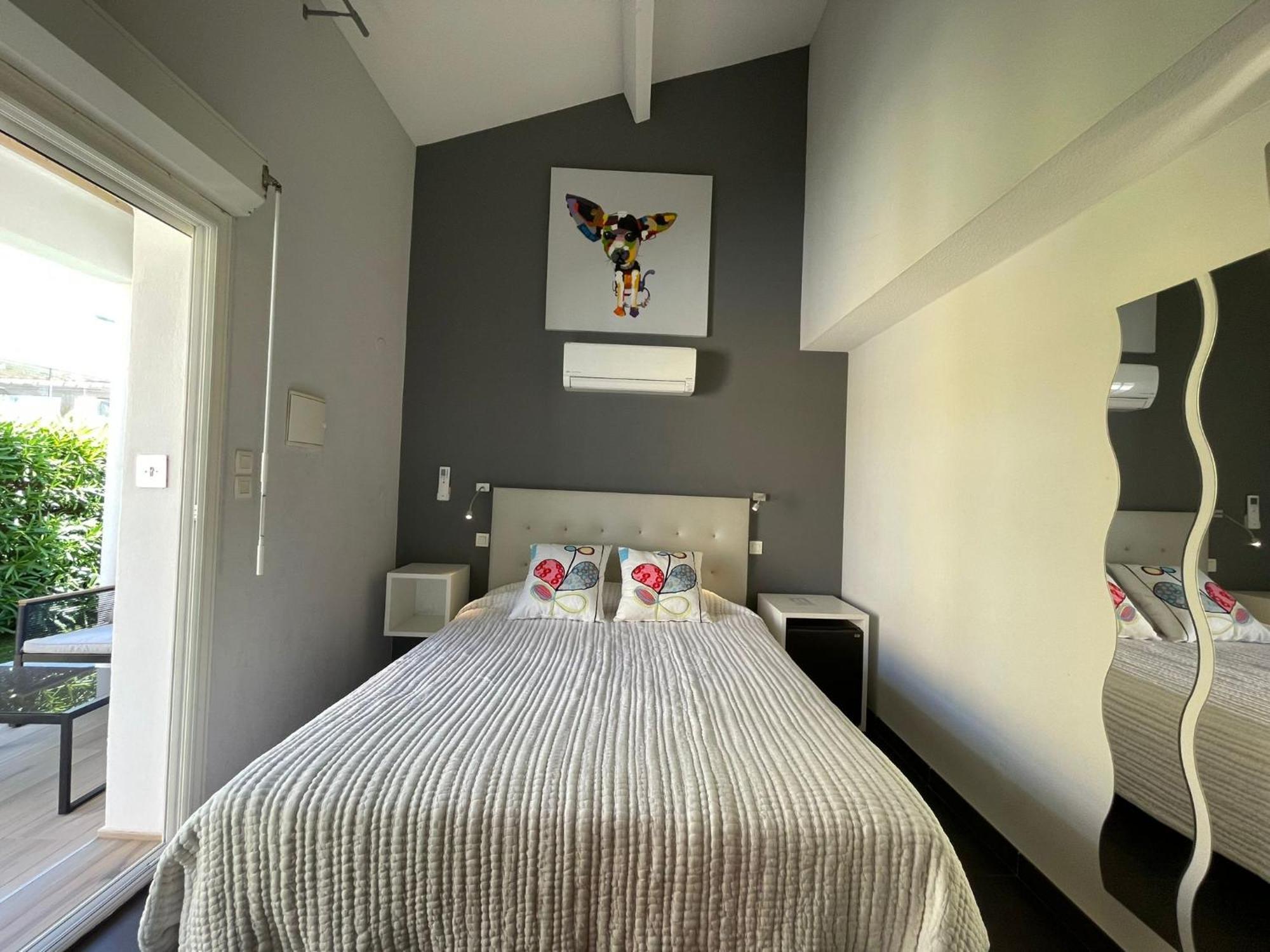 Hotel Eve Cap D'Agde Village Naturiste Exterior photo